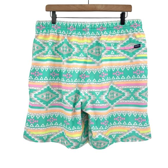 Chubbies Men's En Fuego 7" Southwestern Print Elastic Mesh Lined Swim Trunks - Picture 4 of 11